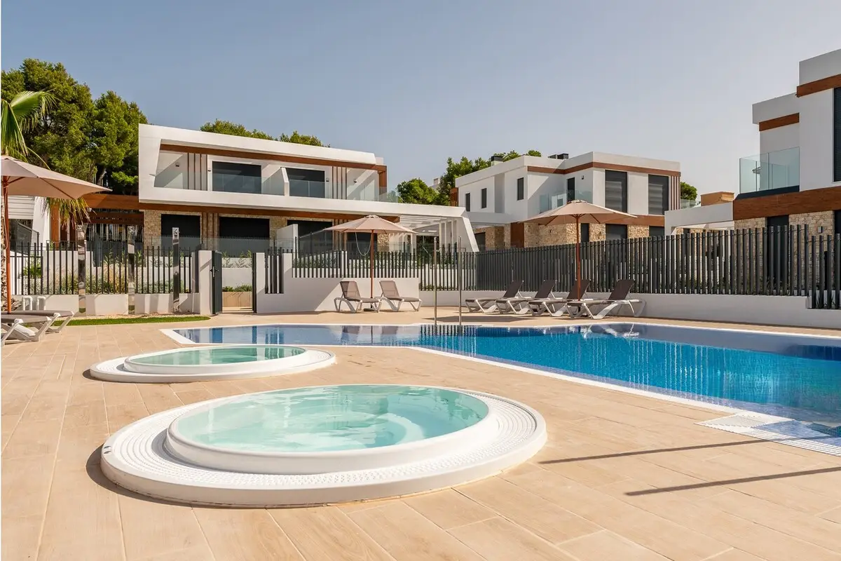 VENTA DE VIVIENDA EN CALA RATJADA
