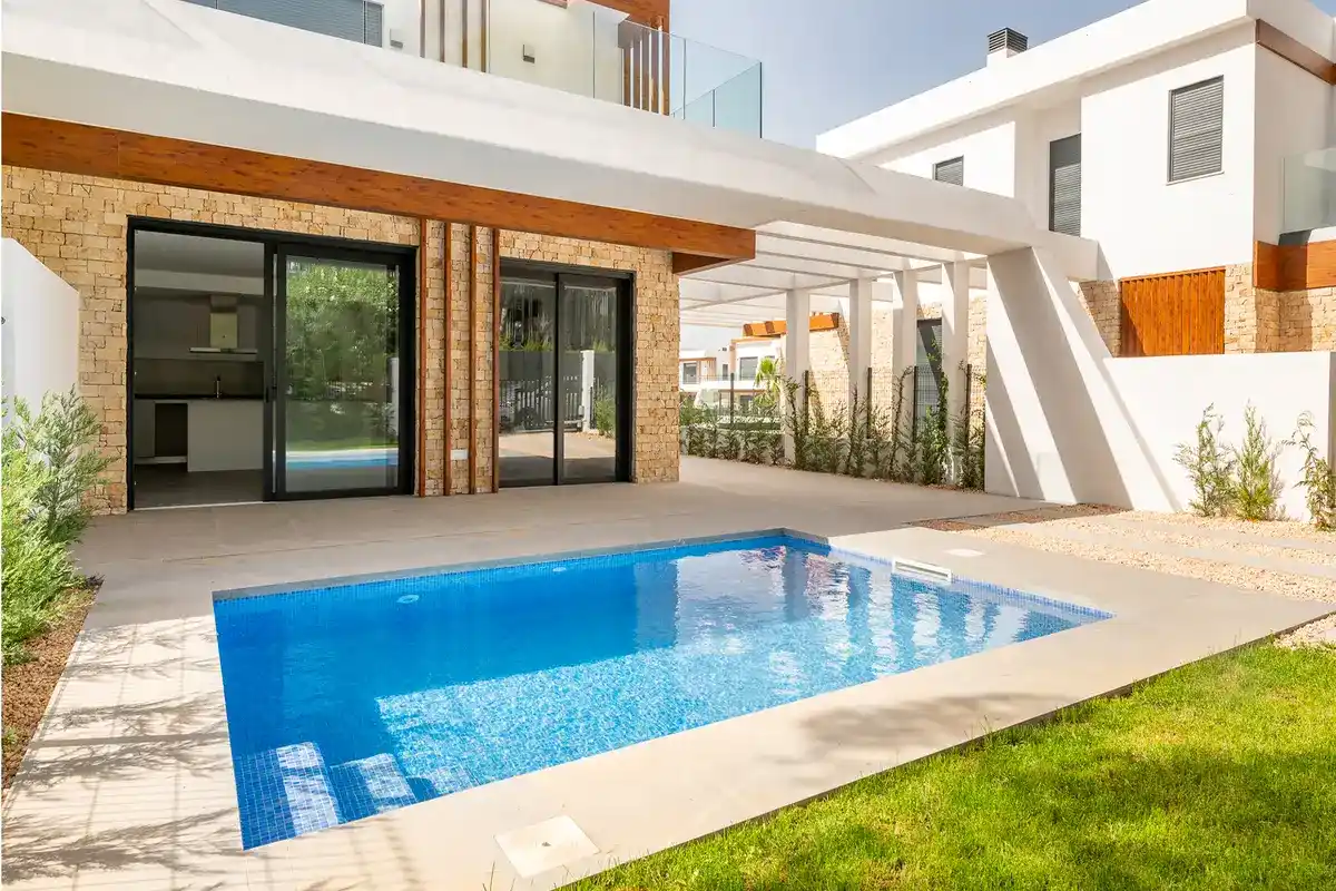 VENTA DE VIVIENDA EN CALA RATJADA